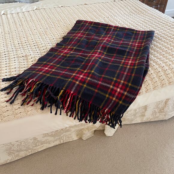 Pendleton 100% Virgin Wool Tartan Plaid Throw Blanket Navy Red Yellow USA - Picture 5 of 16
